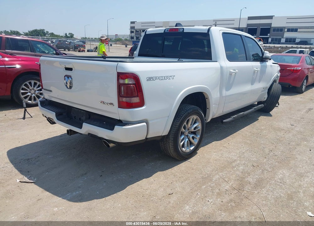 2021 RAM 1500 LAIE  4X4 5'7 BOX VIN: 1C6SRFJT4MN810113