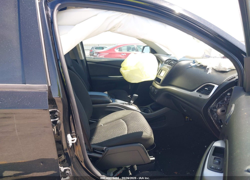 2019 DODGE JOURNEY VIN: 3C4PDCBB1KT821357