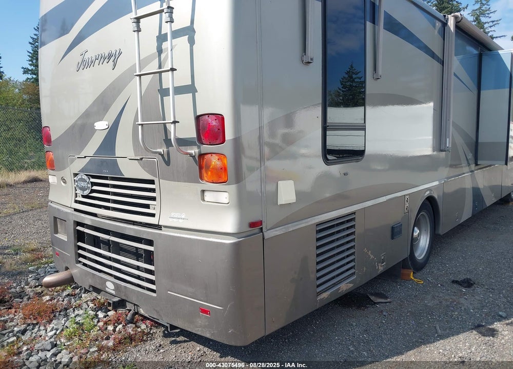 2004 WINNEBAGO JOURNEY MOTOR HOME VIN: 5B4NR97A944700084