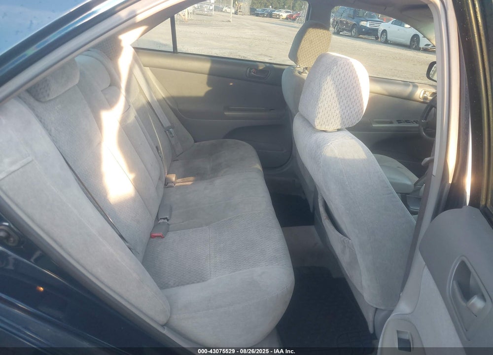 2004 TOYOTA CAMRY LE VIN: 4T1BE32K64U286909