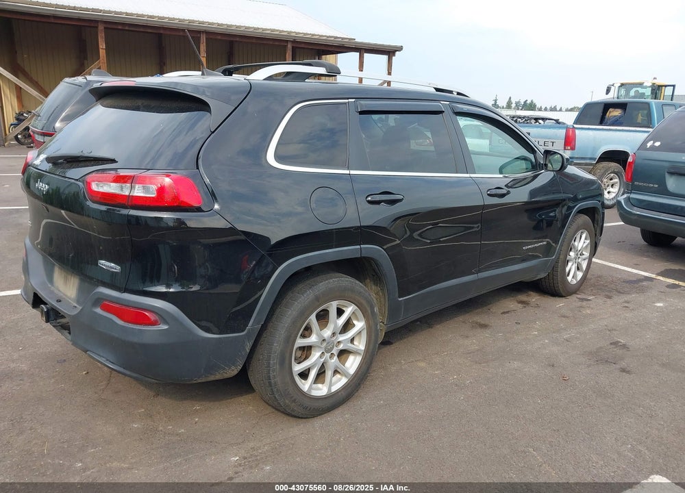 2017 JEEP CHEROKEE VIN: 1C4PJMCB2HW576598