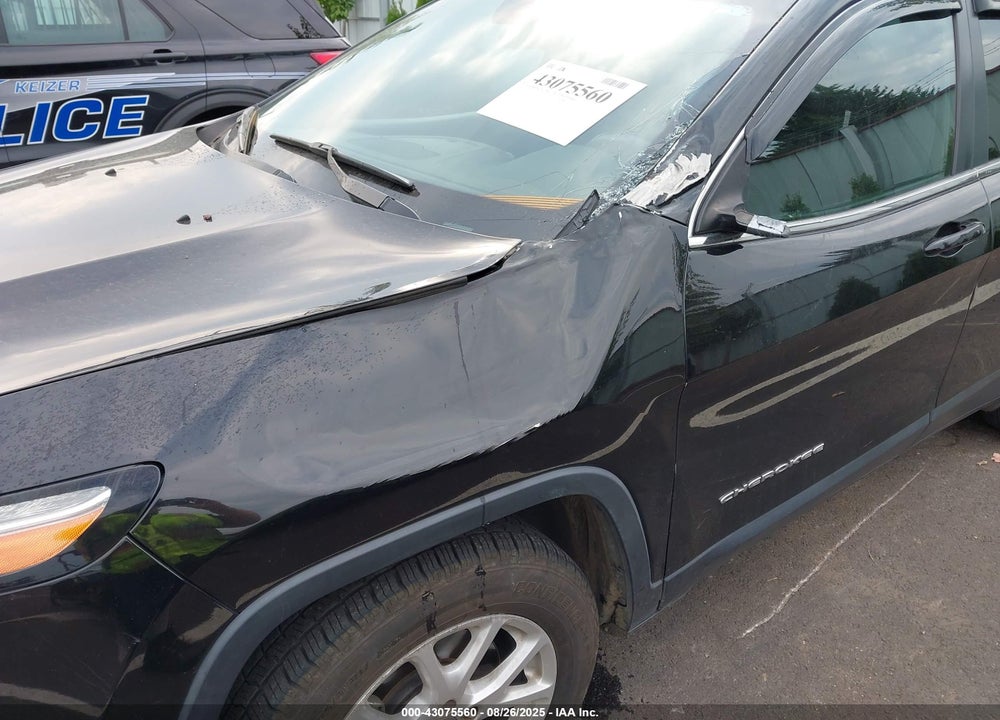2017 JEEP CHEROKEE VIN: 1C4PJMCB2HW576598