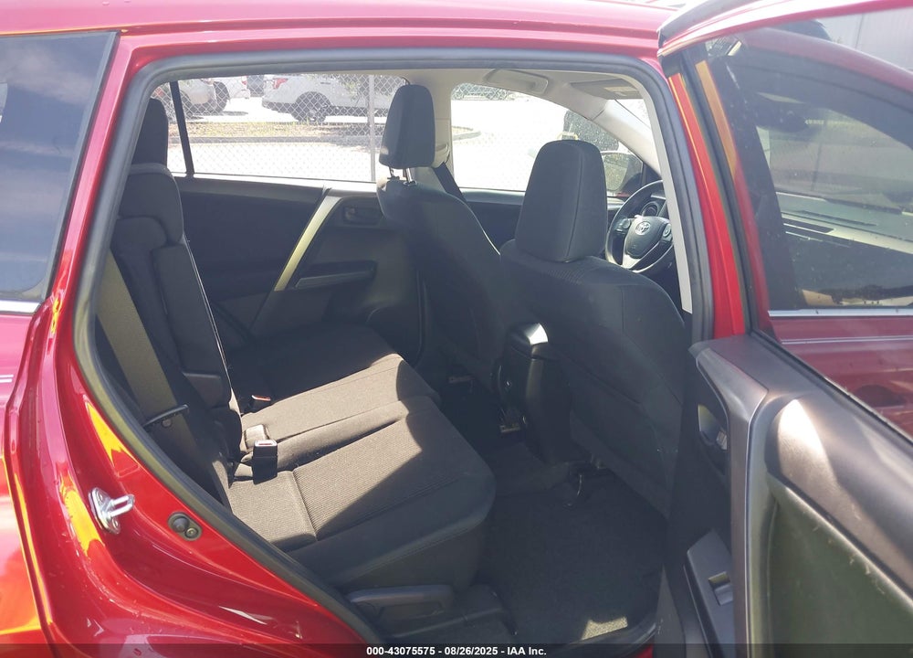 2017 TOYOTA RAV4 VIN: JTMZFREV5HJ129470