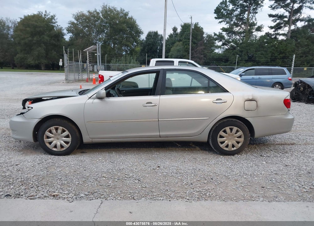 2005 TOYOTA CAMRY LE/XLE/SE VIN: 4T1BE32K75U524848
