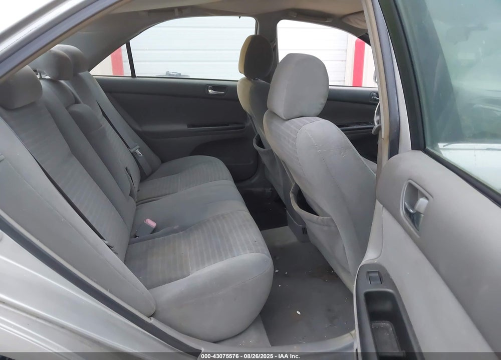 2005 TOYOTA CAMRY LE/XLE/SE VIN: 4T1BE32K75U524848