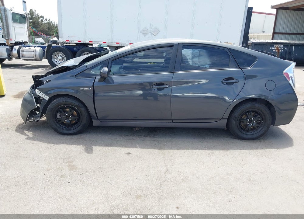 2014 TOYOTA PRIUS VIN: JTDKN3DU6E0364889
