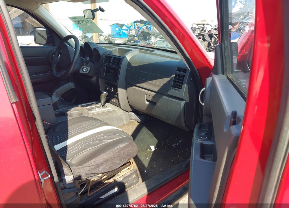 2007 DODGE NITRO SXT VIN: 1D8GU28K07W619873