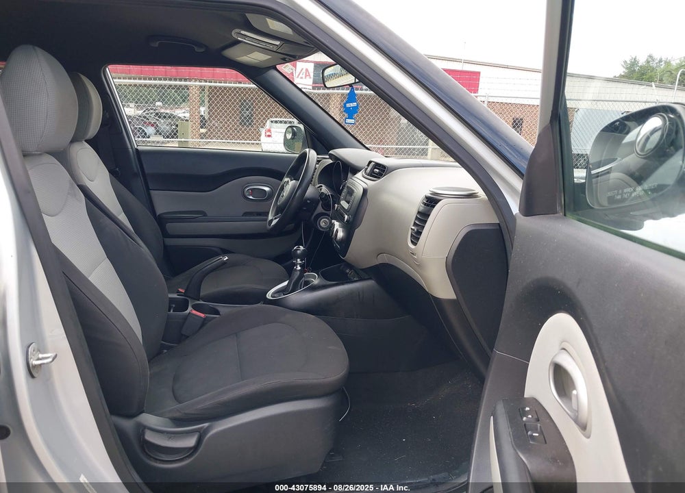 2015 KIA SOUL VIN: KNDJN2A28F7776426