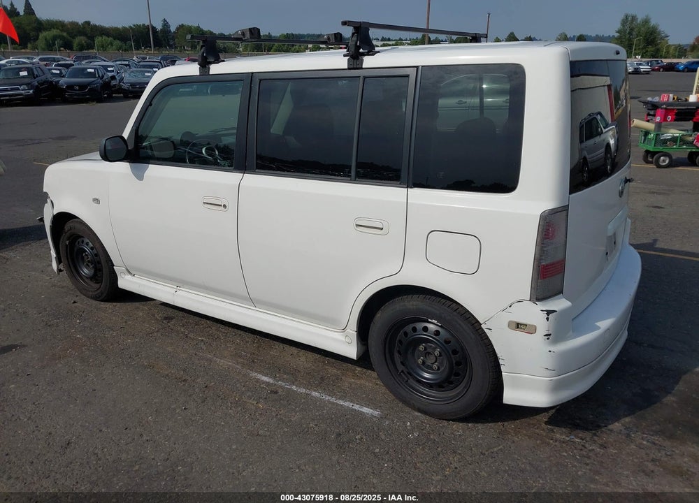 2005 SCION XB VIN: JTLKT324554022677