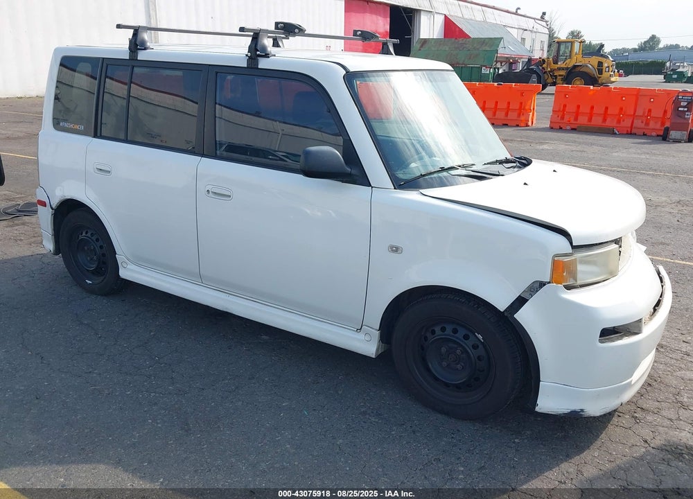 2005 SCION XB VIN: JTLKT324554022677