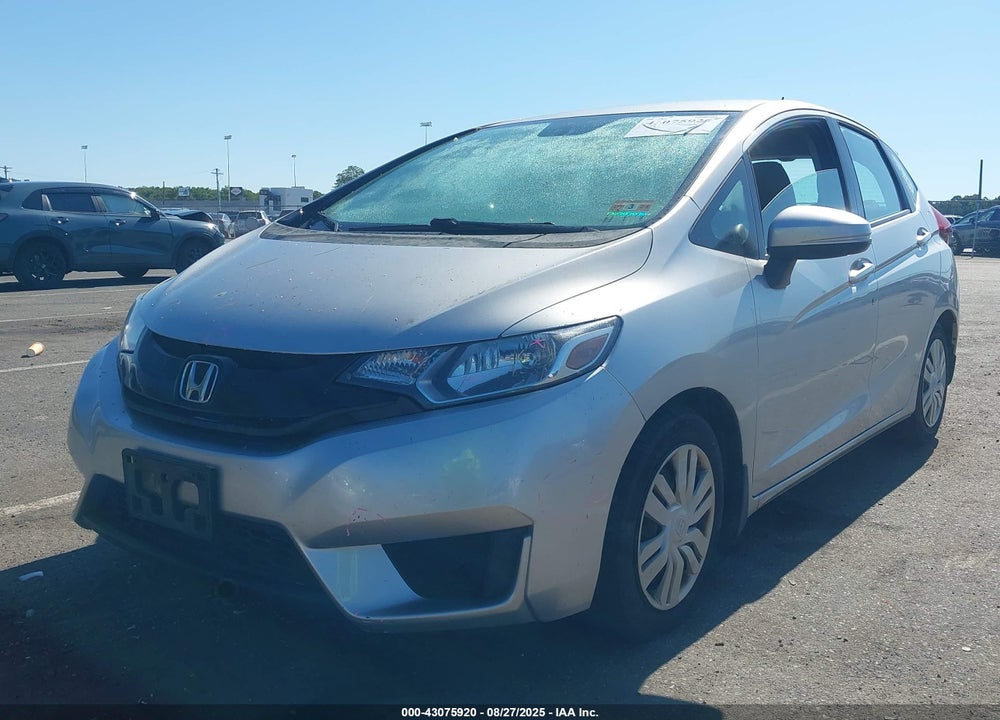 2015 HONDA FIT VIN: 3HGGK5H52FM730912