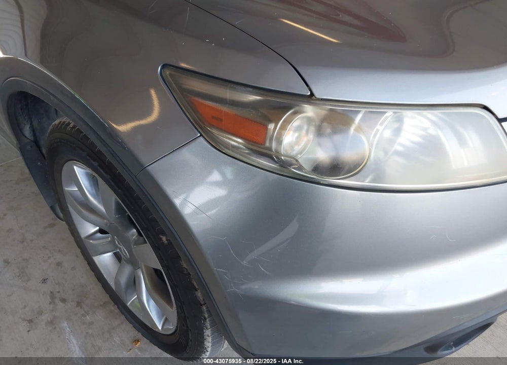 2005 INFINITI FX45 VIN: JNRBS08W35X400032