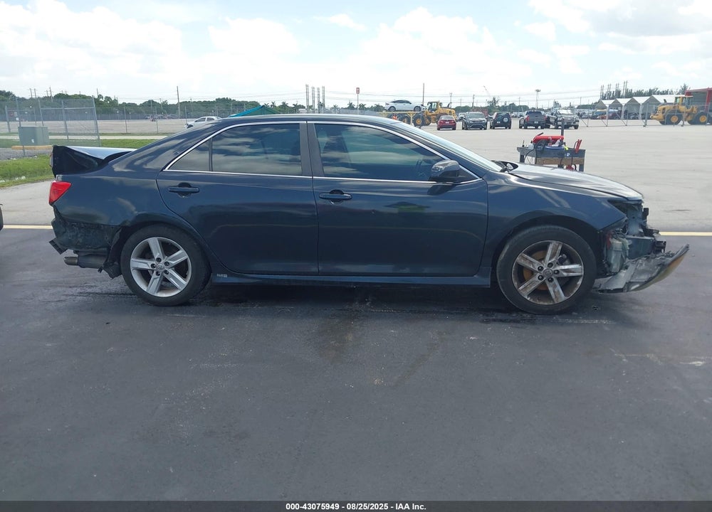 2014 TOYOTA CAMRY SE VIN: 4T1BF1FK7EU348802