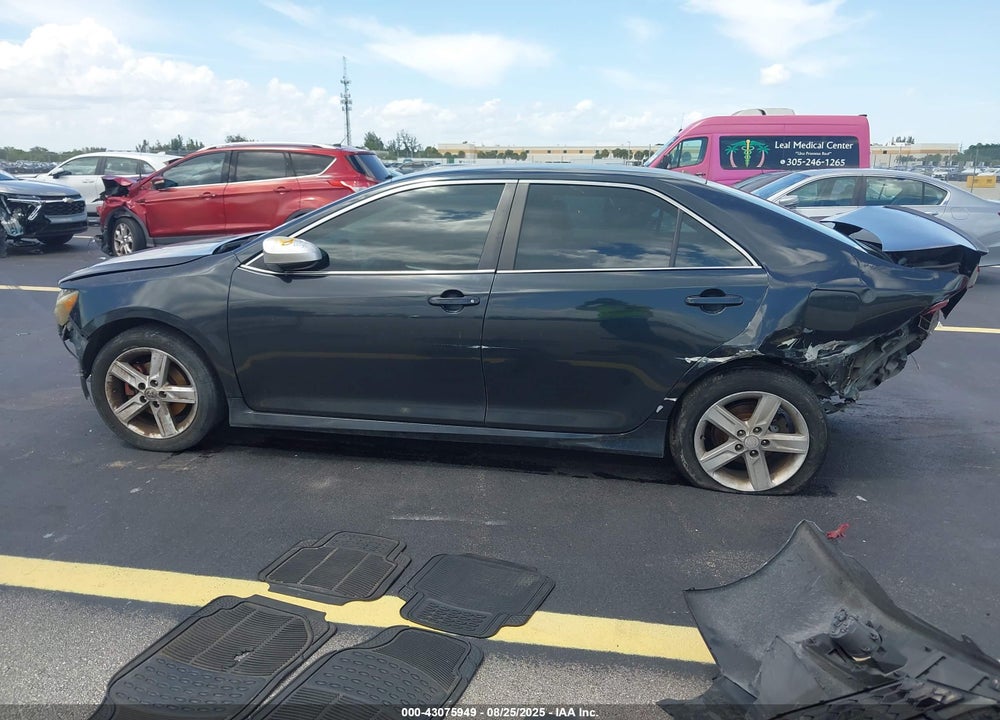 2014 TOYOTA CAMRY SE VIN: 4T1BF1FK7EU348802