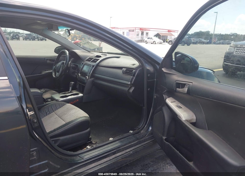 2014 TOYOTA CAMRY SE VIN: 4T1BF1FK7EU348802
