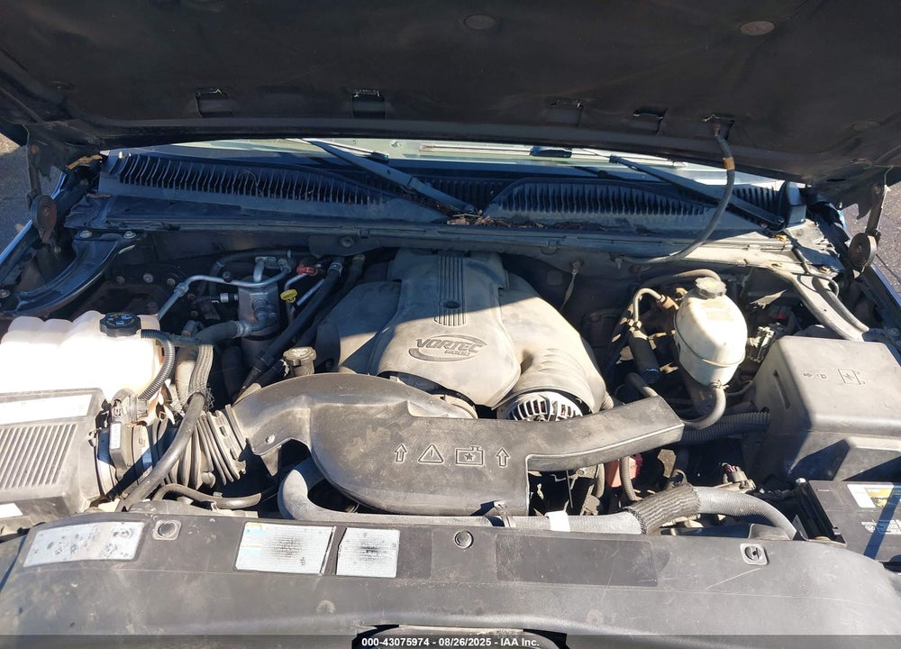 2005 CADILLAC ESCALADE STANDARD VIN: 1GYEK63N35R106840