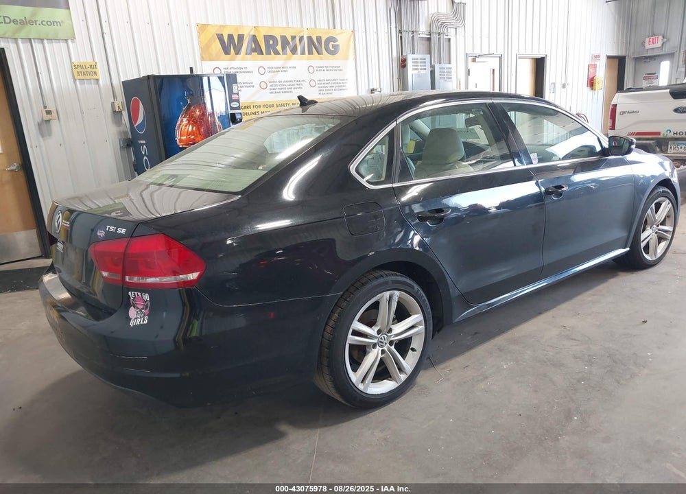 2014 VOLKSWAGEN PASSAT 1.8T SE VIN: 1VWBT7A39EC036290
