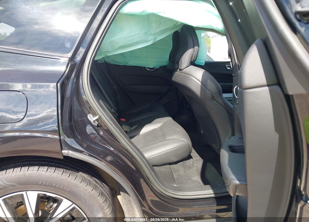 2023 VOLVO XC60 VIN: YV4L12RW3P1346686