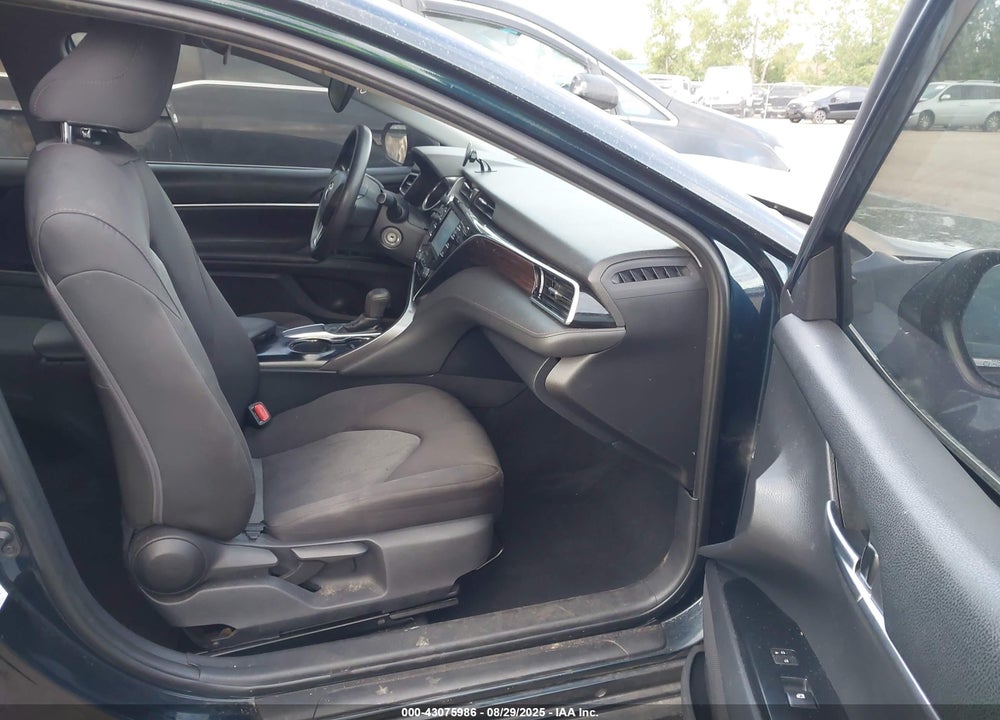 2018 TOYOTA CAMRY VIN: 4T1B11HK3JU614337