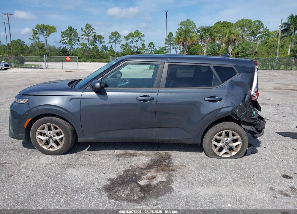 2020 KIA SOUL VIN: KNDJ23AU7L7733157