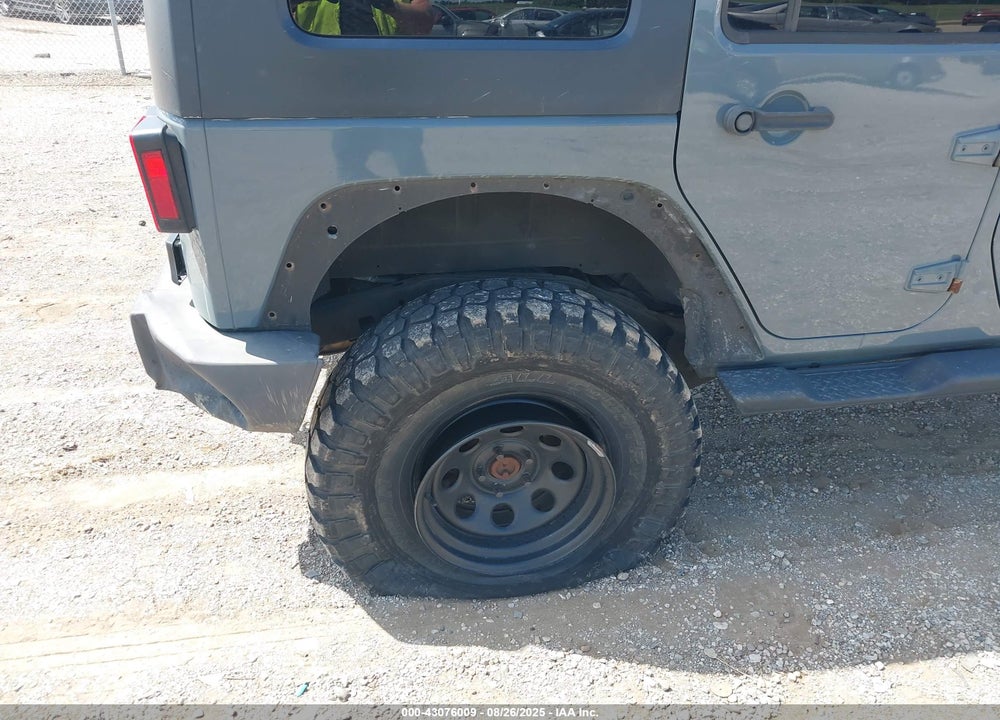 2015 JEEP WRANGLER UNLIMITED VIN: 1C4BJWDG1FL662600