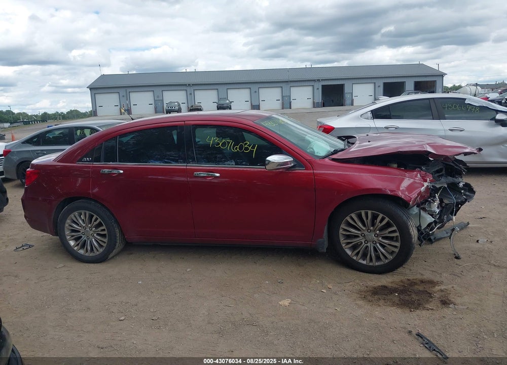 2013 CHRYSLER 200 VIN: 1C3CCBCG0DN578377