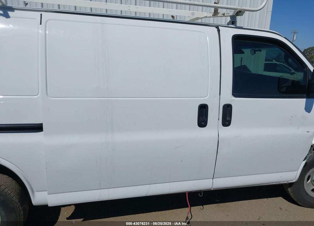 2017 CHEVROLET EXPRESS 2500 WORK VAN VIN: 1GCWGAFF7H1117779