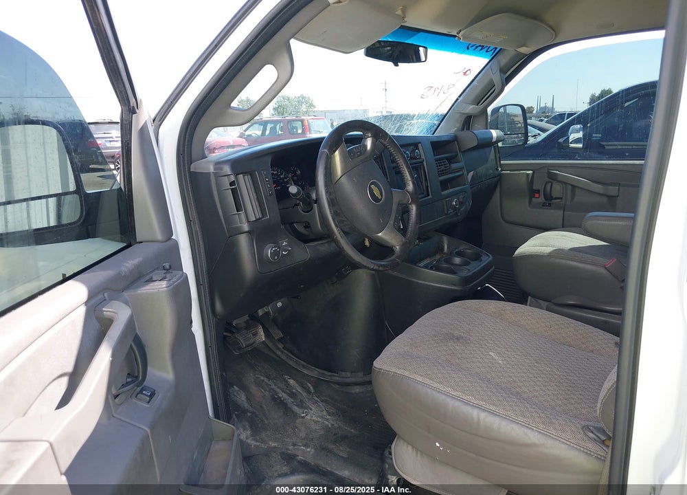 2017 CHEVROLET EXPRESS 2500 WORK VAN VIN: 1GCWGAFF7H1117779