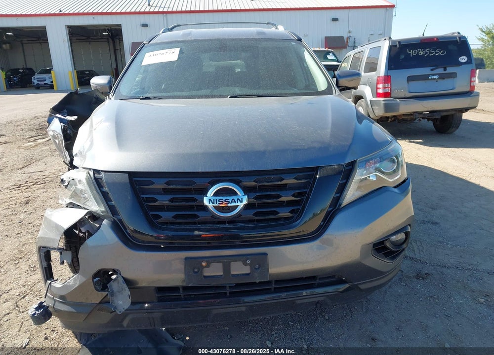 2017 NISSAN PATHFINDER VIN: 5N1DR2MM4HC637110