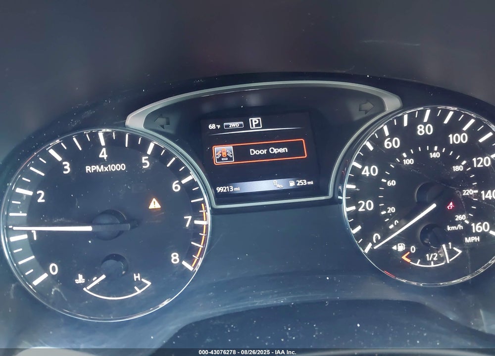 2017 NISSAN PATHFINDER VIN: 5N1DR2MM4HC637110