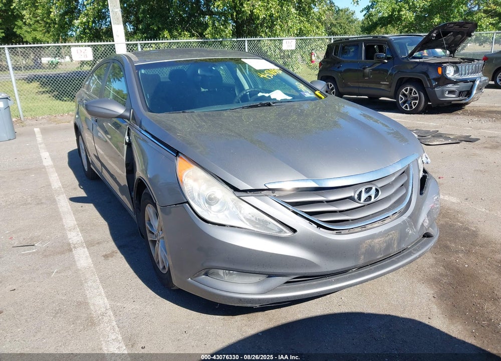 2013 HYUNDAI SONATA GLS VIN: 5NPEB4AC2DH770581