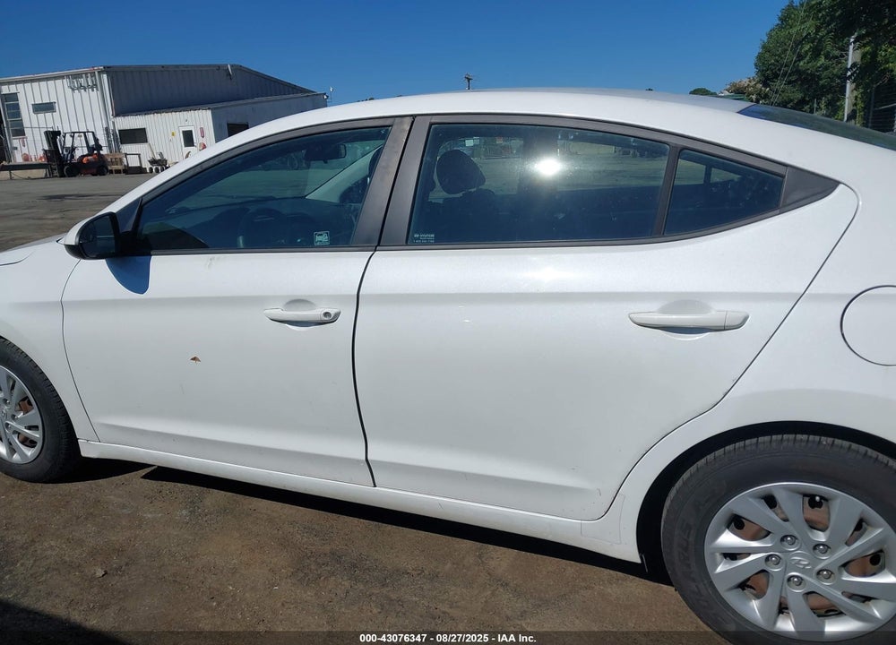 2020 HYUNDAI ELANTRA VIN: 5NPD74LF1LH563392
