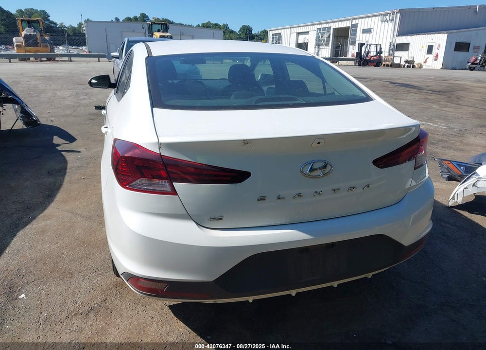 2020 HYUNDAI ELANTRA VIN: 5NPD74LF1LH563392