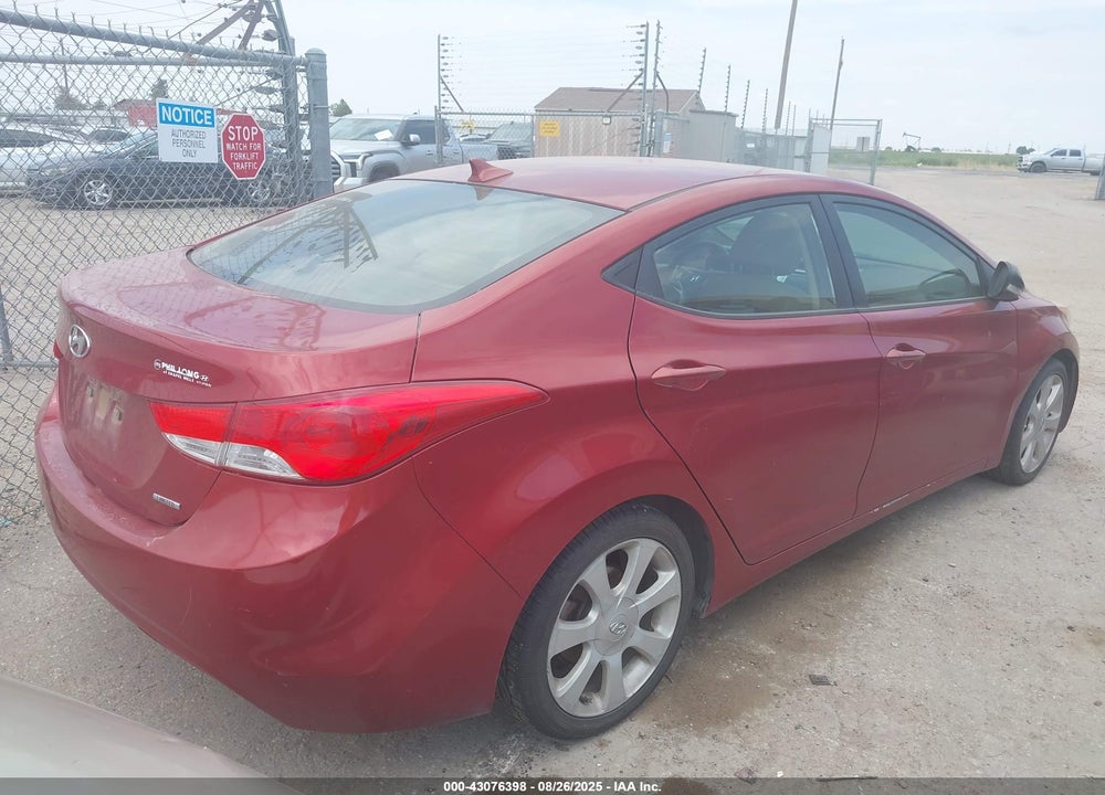 2011 HYUNDAI ELANTRA VIN: KMHDH4AE9BU093071
