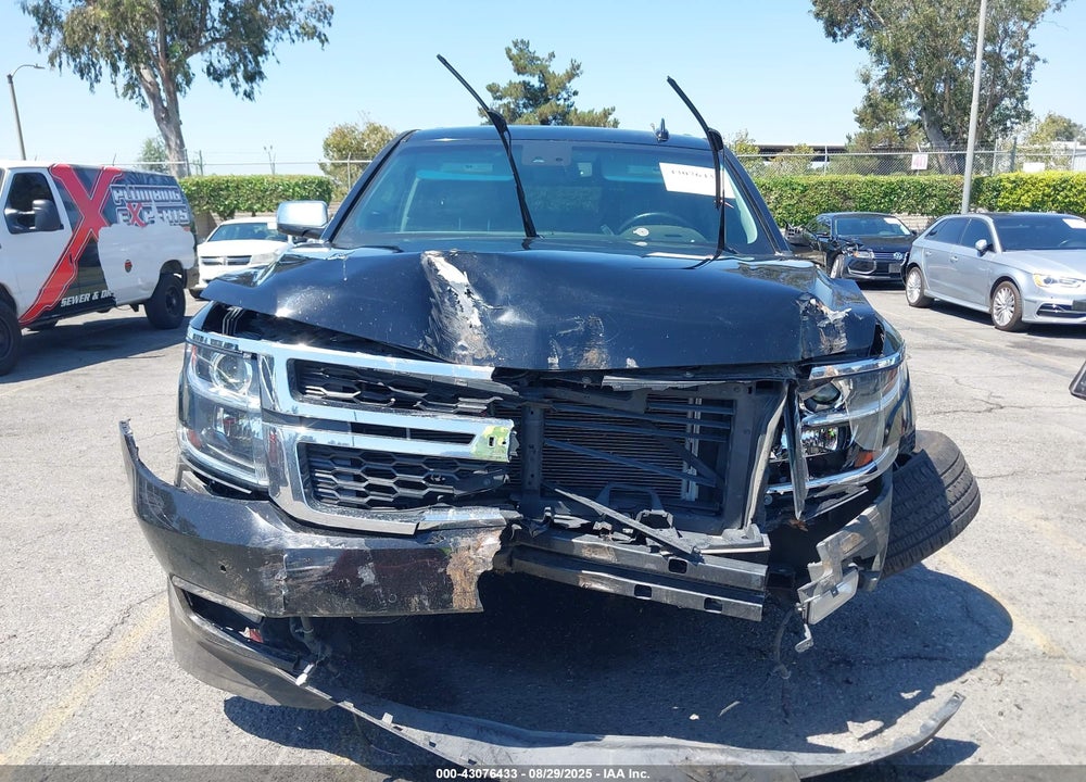 2017 CHEVROLET TAHOE LT VIN: 1GNSCBKCXHR332030