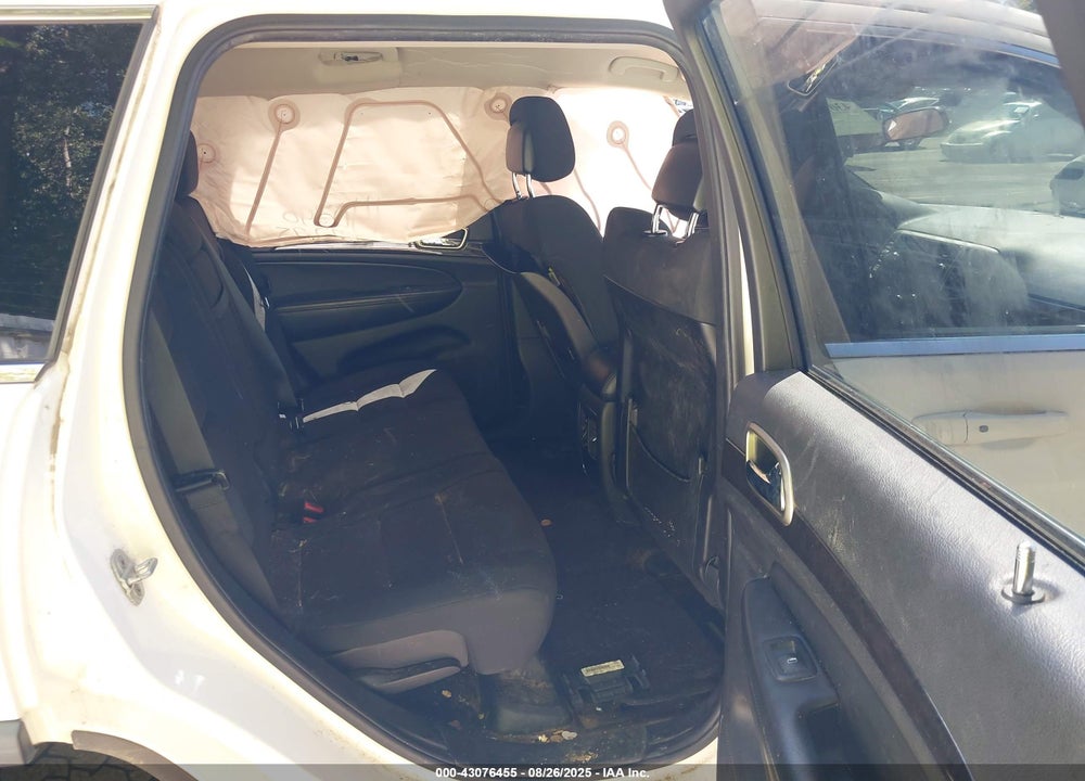2011 JEEP GRAND CHEROKEE VIN: 1J4RR4GGXBC669881