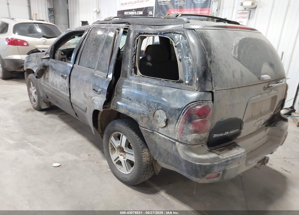 2004 CHEVROLET TRAILBLAZER LT VIN: 1GNDT13S042230148