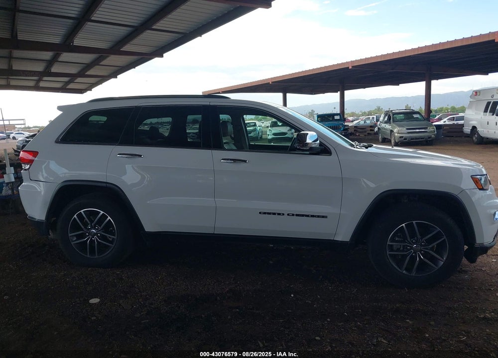 2017 JEEP GRAND CHEROKEE LIMITED 4X2 VIN: 1C4RJEBG0HC736250