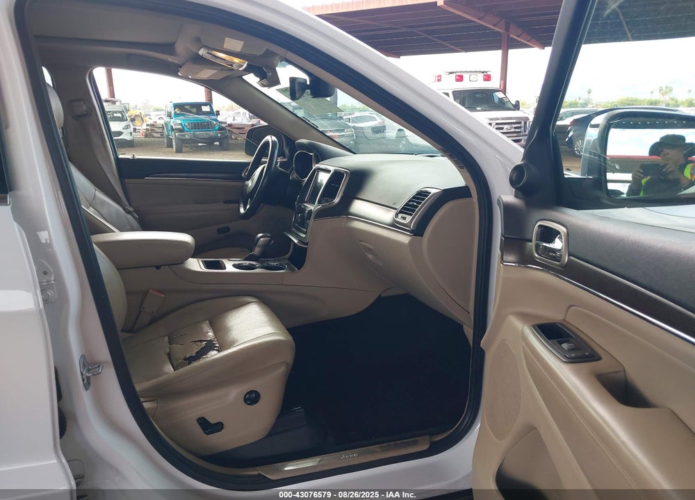 2017 JEEP GRAND CHEROKEE LIMITED 4X2 VIN: 1C4RJEBG0HC736250