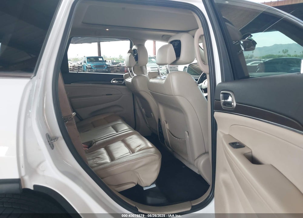 2017 JEEP GRAND CHEROKEE LIMITED 4X2 VIN: 1C4RJEBG0HC736250