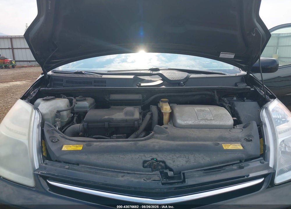 2007 TOYOTA PRIUS VIN: JTDKB20U777667070
