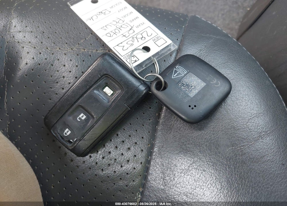 2007 TOYOTA PRIUS VIN: JTDKB20U777667070