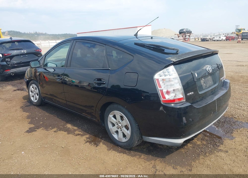 2007 TOYOTA PRIUS VIN: JTDKB20U777667070