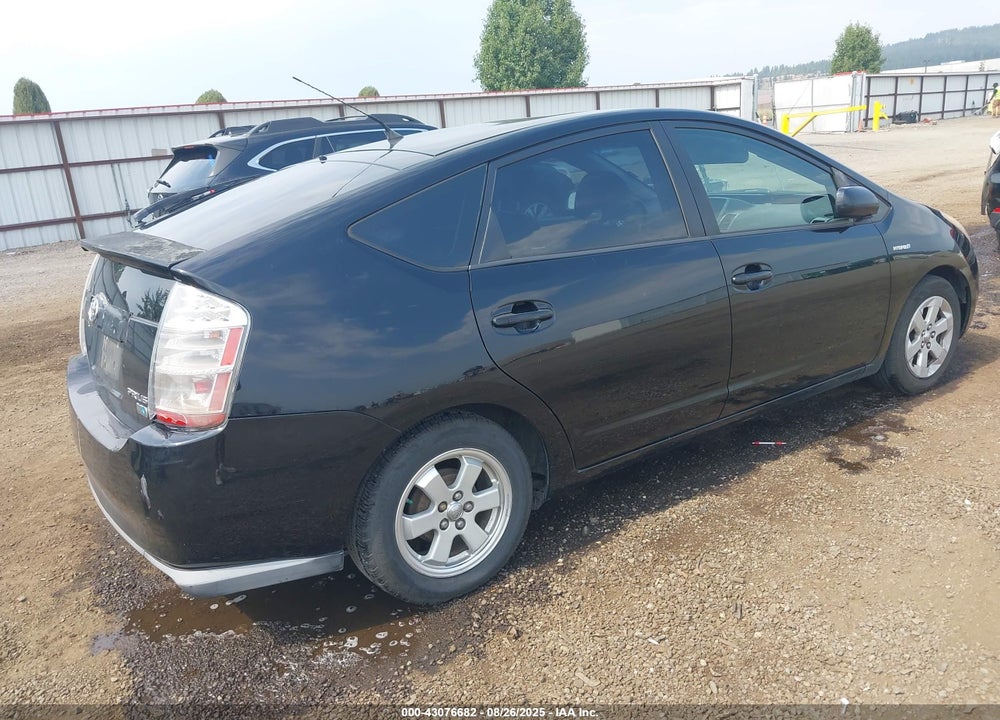 2007 TOYOTA PRIUS VIN: JTDKB20U777667070