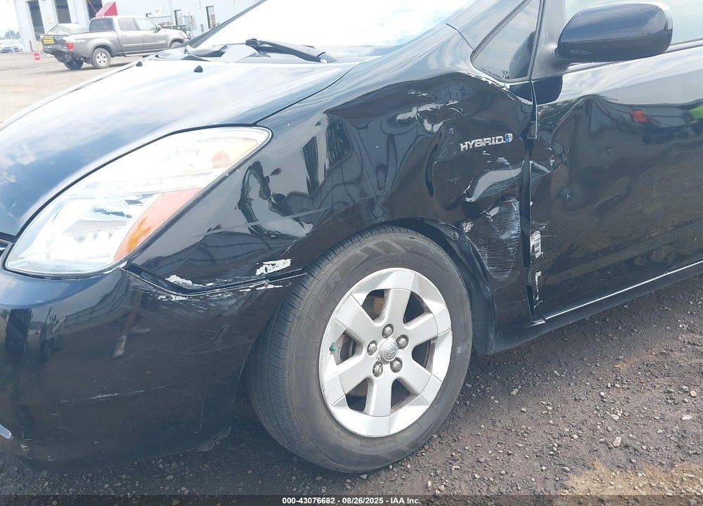 2007 TOYOTA PRIUS VIN: JTDKB20U777667070