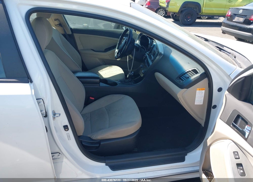 2013 KIA OPTIMA HYBRID VIN: KNAGM4AD9D5038747