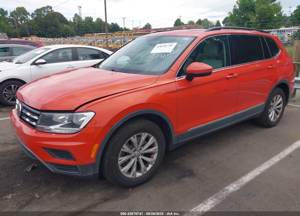 2018 VOLKSWAGEN TIGUAN VIN: 3VV3B7AX6JM126620