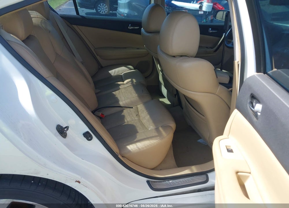 2009 NISSAN MAXIMA VIN: 1N4AA51E89C810566