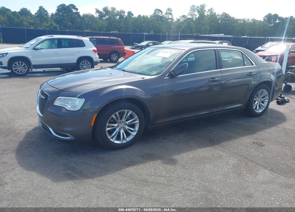 2019 CHRYSLER 300 VIN: 2C3CCAAG4KH566364