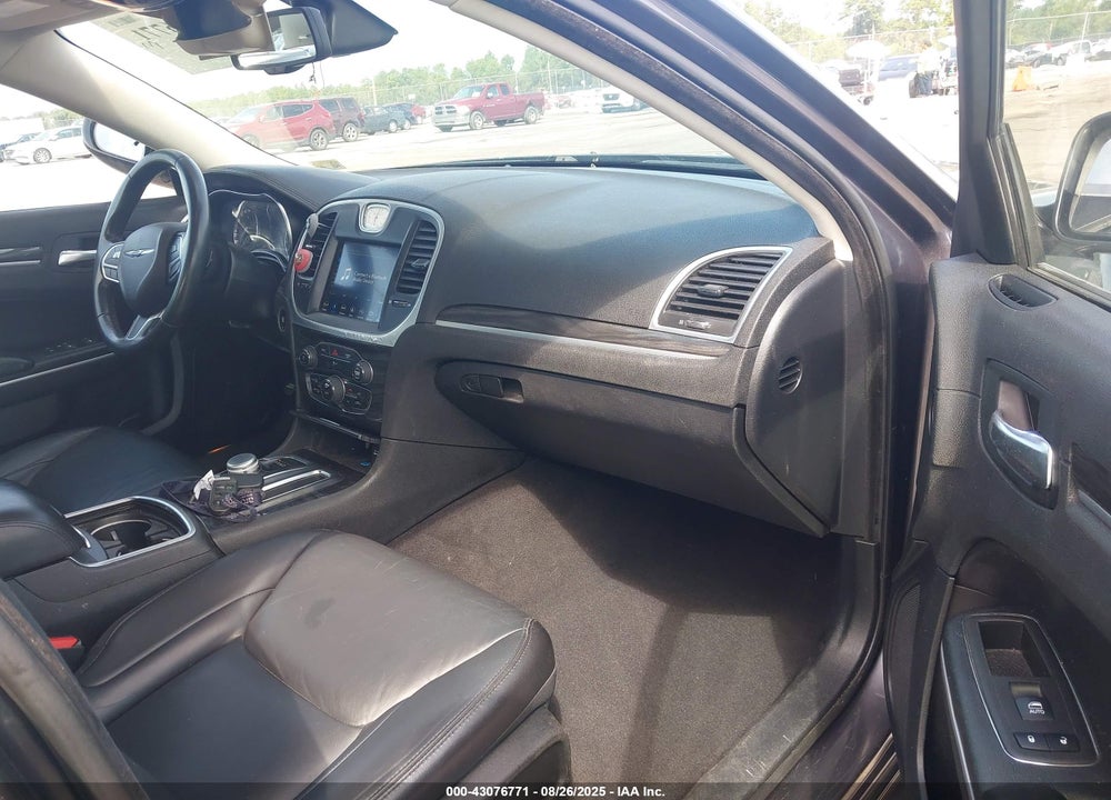 2019 CHRYSLER 300 VIN: 2C3CCAAG4KH566364